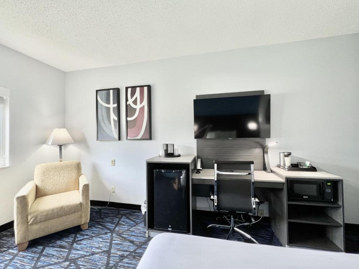 Americinn By Wyndham Quincy Exterior photo
